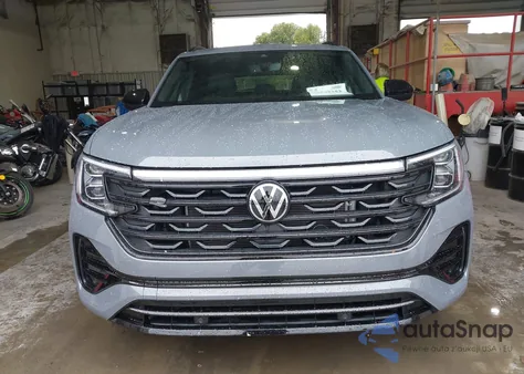 2025 Volkswagen Atlas Cross Sport 2.0T Sel R-Line Black z USA, uszkodzony, nr VIN 1V2AE2CA7SC207409